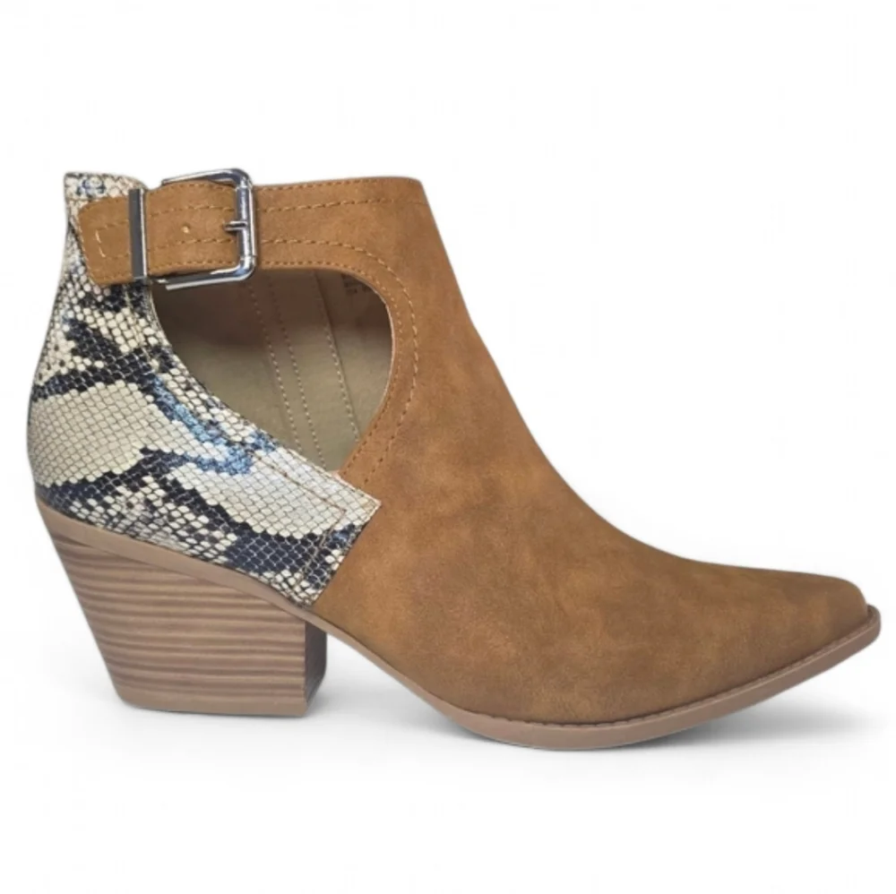 Seven Dials‎ Queensbury Snake Embossed Bootie Boots Size 10